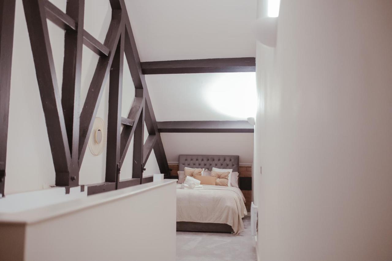 Bv Luxury Apartment Penthouse Conditioning House ブラッドフォード エクステリア 写真