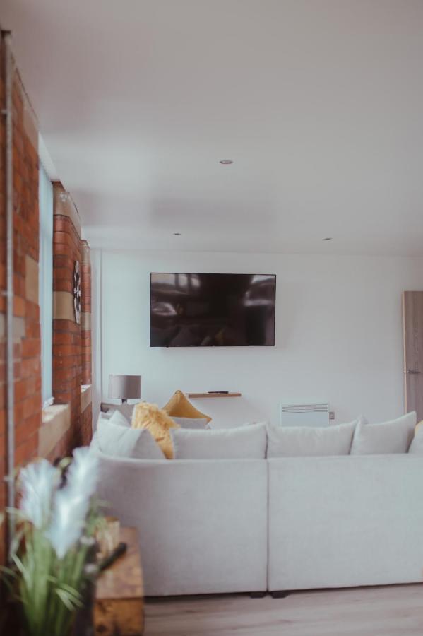 Bv Luxury Apartment Penthouse Conditioning House ブラッドフォード エクステリア 写真