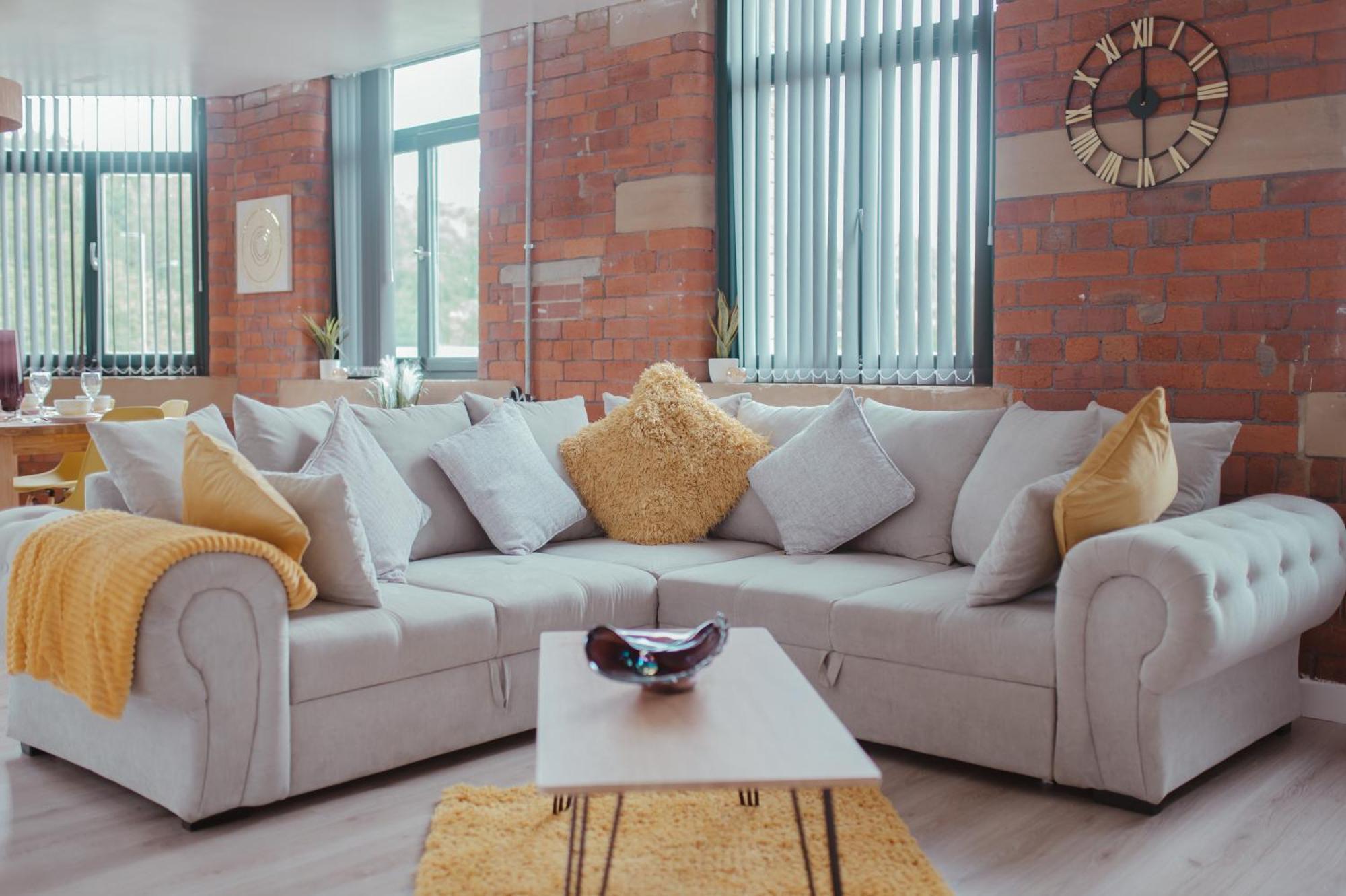 Bv Luxury Apartment Penthouse Conditioning House ブラッドフォード エクステリア 写真