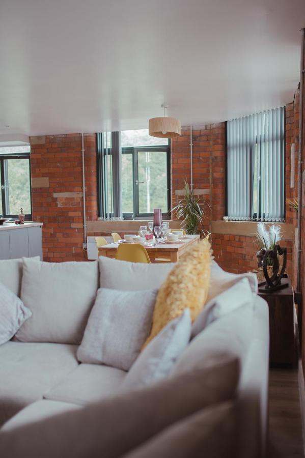Bv Luxury Apartment Penthouse Conditioning House ブラッドフォード エクステリア 写真